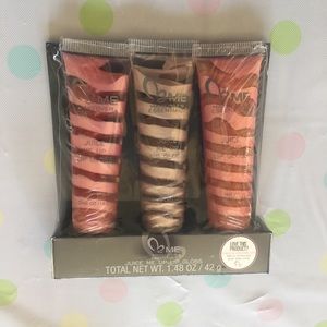 ME Makeover Essentials Juice Me Up Lip Gloss Trio